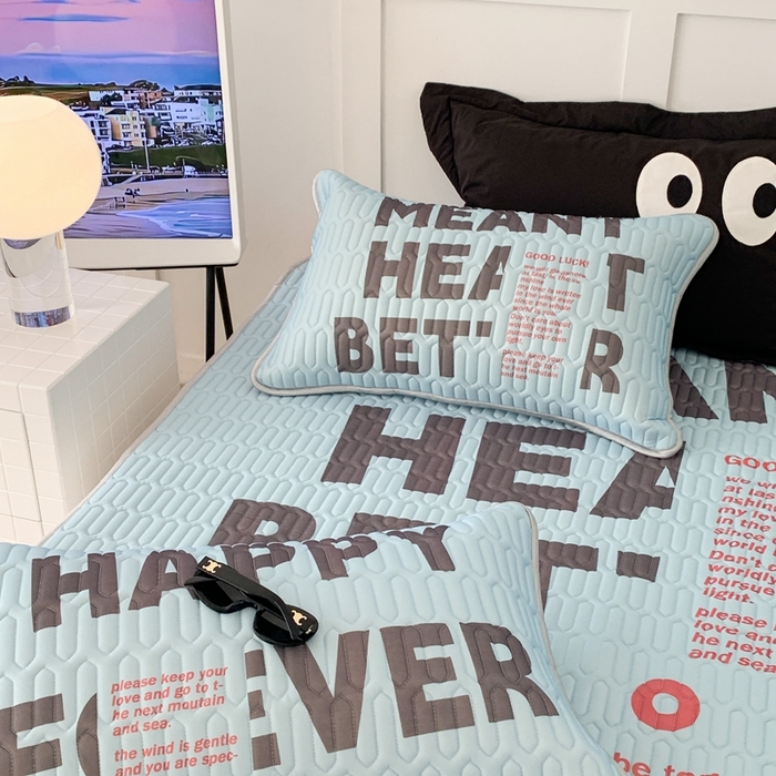 91家纺网 家纺一手货源 找家纺 昔可2023新款ins简约风乳胶凉席 蓝色字母