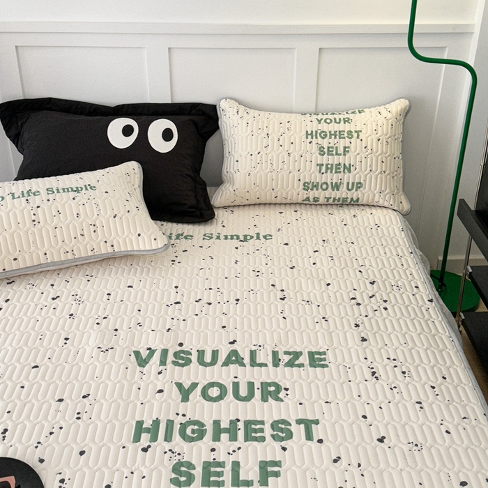 91家纺网 家纺一手货源 找家纺 昔可2023新款ins简约风乳胶凉席 泼墨字母