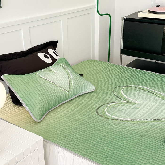 91家纺网 家纺一手货源 找家纺 昔可2023新款ins简约风乳胶凉席 晕染爱心