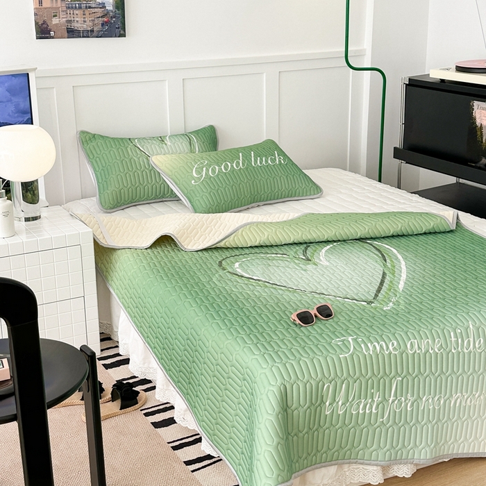 91家纺网 家纺一手货源 找家纺 昔可2023新款ins简约风乳胶凉席 晕染爱心