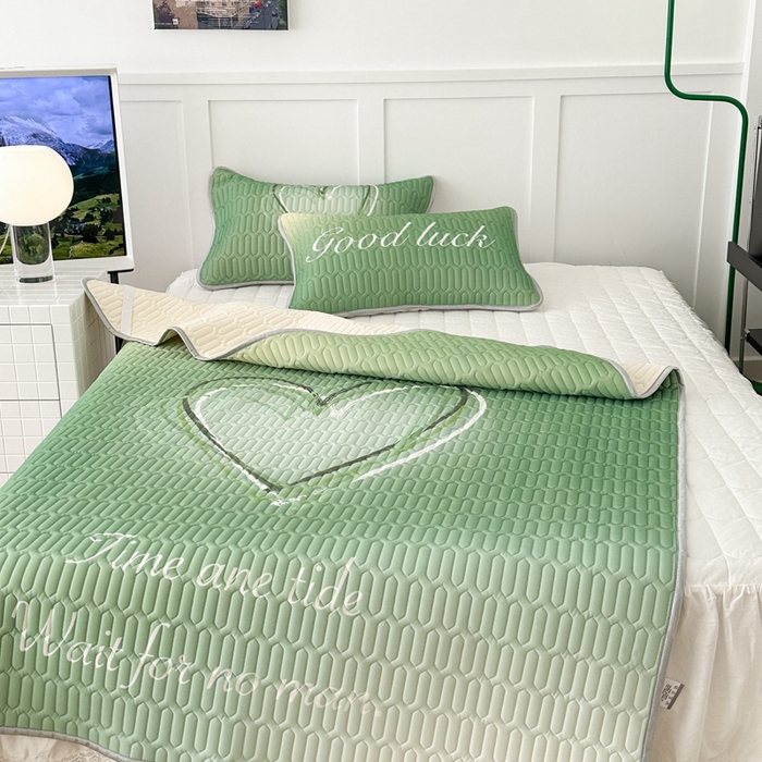 91家纺网 家纺一手货源 找家纺 昔可2023新款ins简约风乳胶凉席 晕染爱心