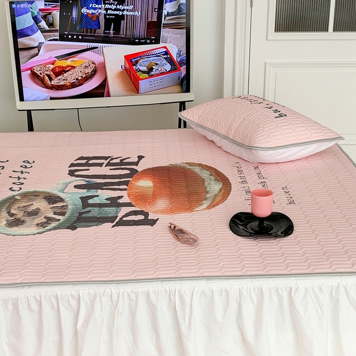 91家纺网 家纺一手货源 找家纺 昔可家纺2023新款ins创意风乳胶凉席 贝果早餐