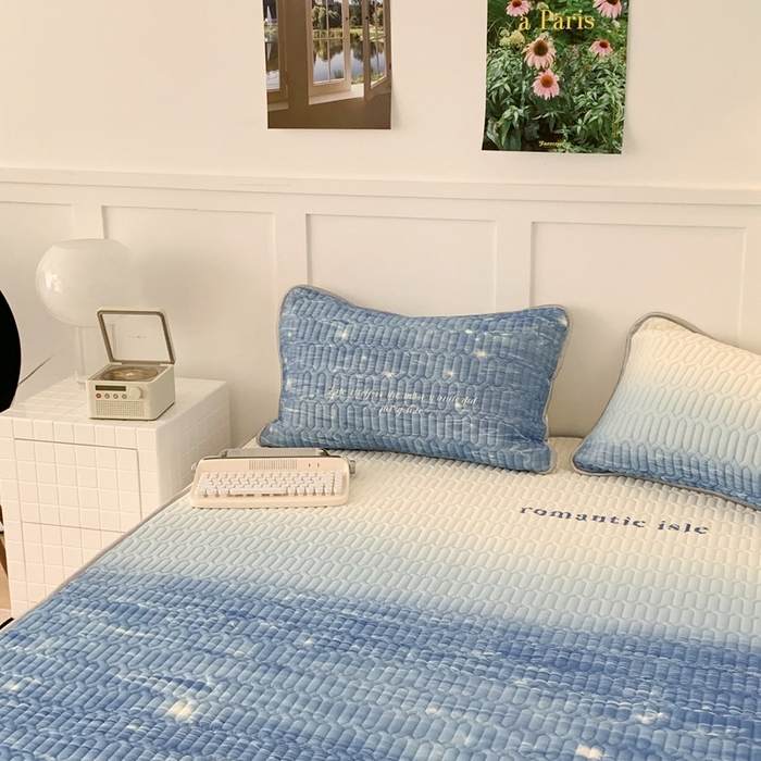 91家纺网 家纺一手货源 找家纺 昔可家纺2023新款ins创意风乳胶凉席 波光粼粼海水