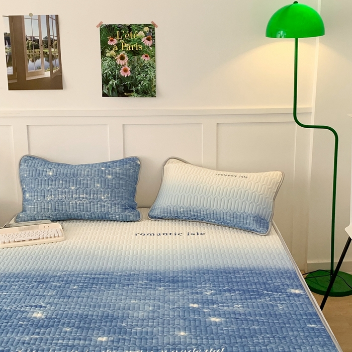 91家纺网 家纺一手货源 找家纺 昔可家纺2023新款ins创意风乳胶凉席 波光粼粼海水