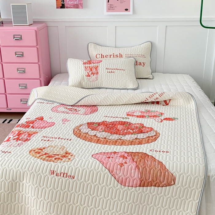 91家纺网 家纺一手货源 找家纺 昔可家纺2023新款ins创意风乳胶凉席 草莓派