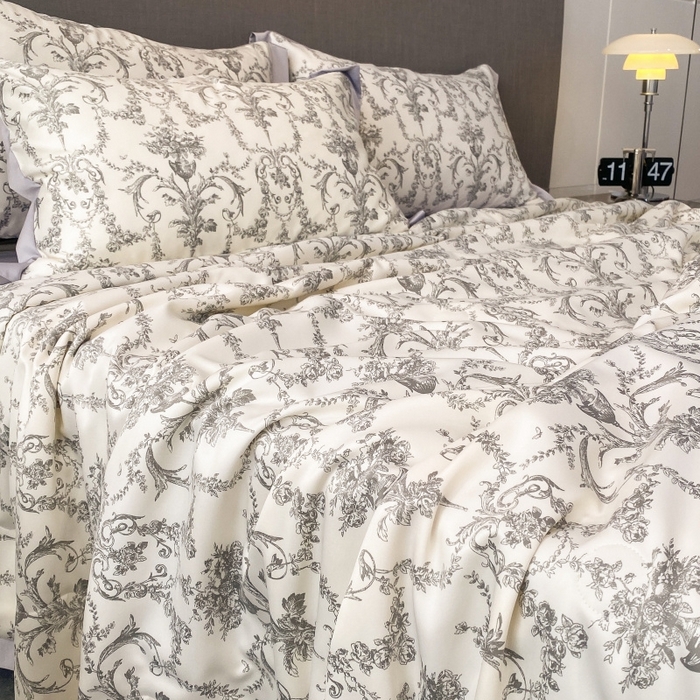 91家纺网 家纺一手货源 找家纺 棉生活 2023新款莱赛尔天丝绣花夏被 浮岚