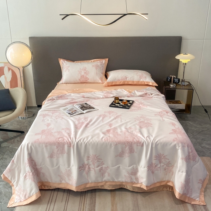 91家纺网 家纺一手货源 找家纺 棉生活 2023新款莱赛尔天丝绣花夏被 洛林 粉