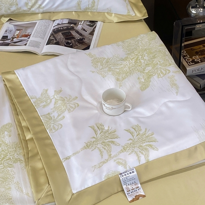 91家纺网 家纺一手货源 找家纺 棉生活 2023新款莱赛尔天丝绣花夏被 洛林 绿