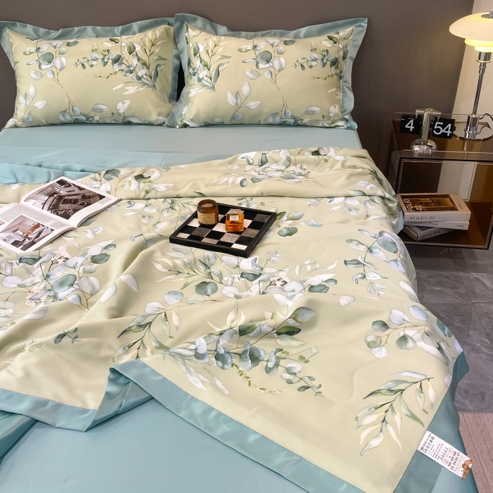 91家纺网 家纺一手货源 找家纺 棉生活 2023新款莱赛尔天丝绣花夏被 森语 绿