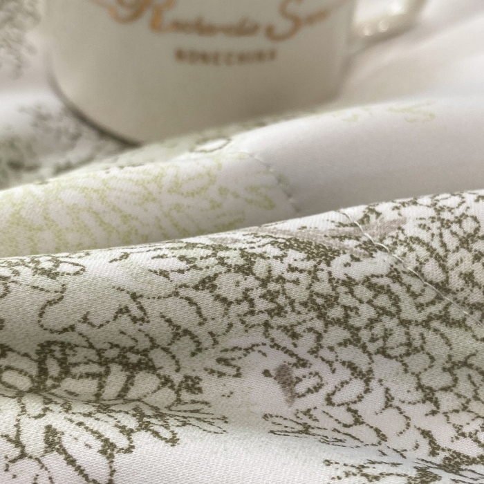 91家纺网 家纺一手货源 找家纺 棉生活 2023新款莱赛尔天丝绣花夏被 晚秋 绿