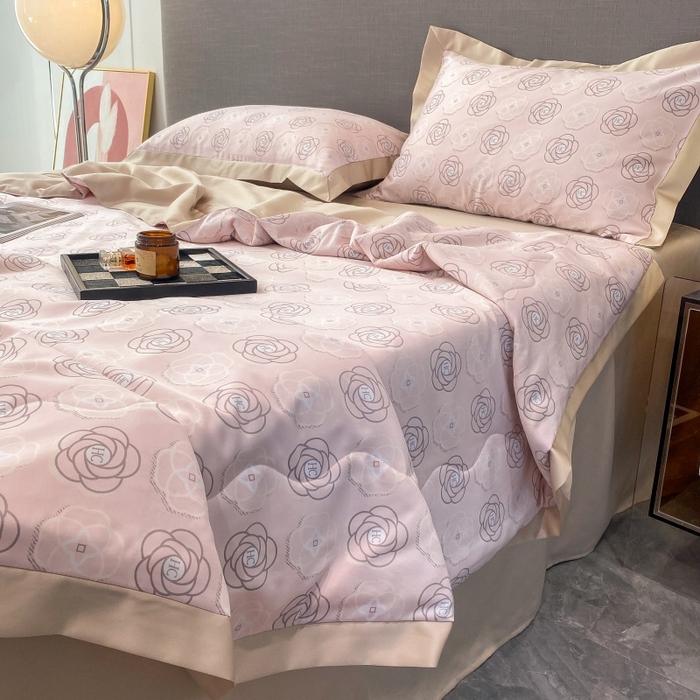 91家纺网 家纺一手货源 找家纺 棉生活 2023新款莱赛尔天丝绣花夏被 温莎 粉