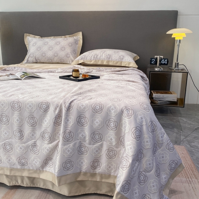 91家纺网 家纺一手货源 找家纺 棉生活 2023新款莱赛尔天丝绣花夏被 温莎 灰