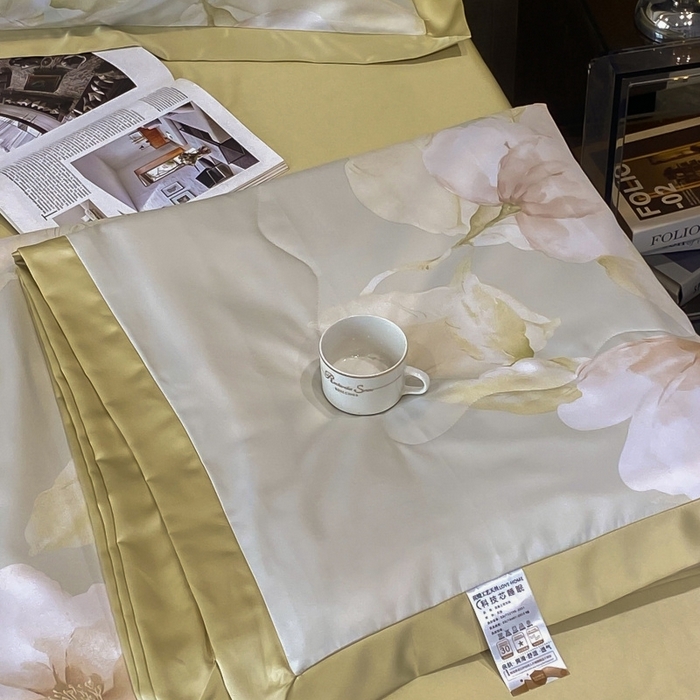 91家纺网 家纺一手货源 找家纺 棉生活 2023新款莱赛尔天丝绣花夏被 香蜜 绿