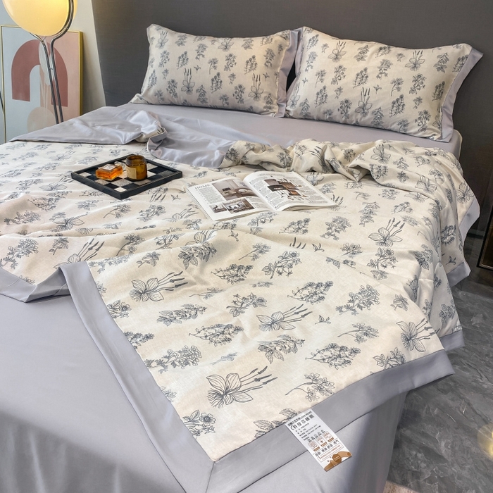 91家纺网 家纺一手货源 找家纺 棉生活 2023新款莱赛尔天丝绣花夏被 枝蔓 灰