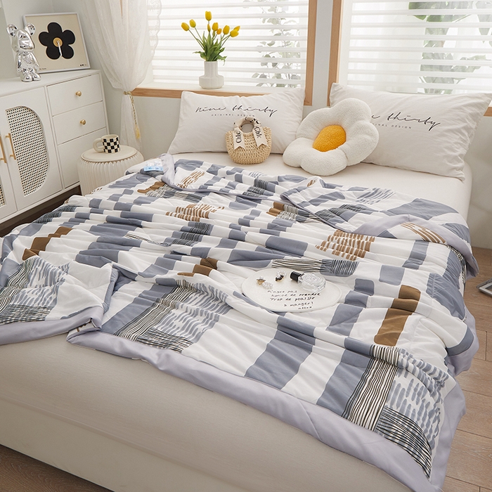 91家纺网 家纺一手货源 找家纺 一米阳光 2023新款凉感丝包边款夏被 格调灰