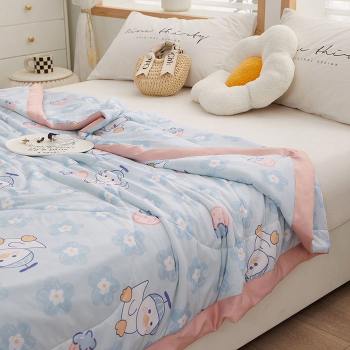 91家纺网 家纺一手货源 找家纺 一米阳光 2023新款凉感丝包边款夏被 嘟嘟鸭