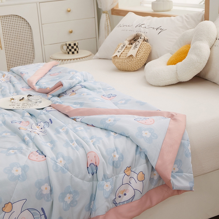 91家纺网 家纺一手货源 找家纺 一米阳光 2023新款凉感丝包边款夏被 嘟嘟鸭