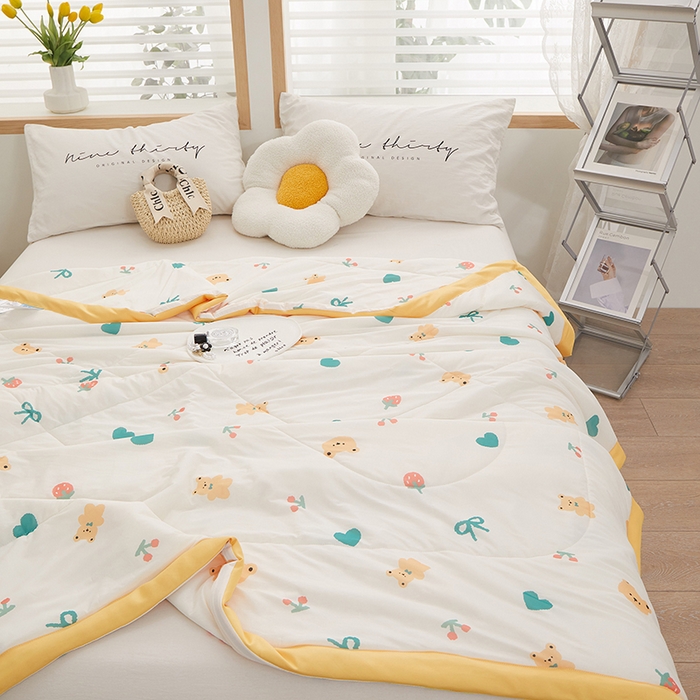 91家纺网 家纺一手货源 找家纺 一米阳光 2023新款凉感丝包边款夏被 可爱熊头