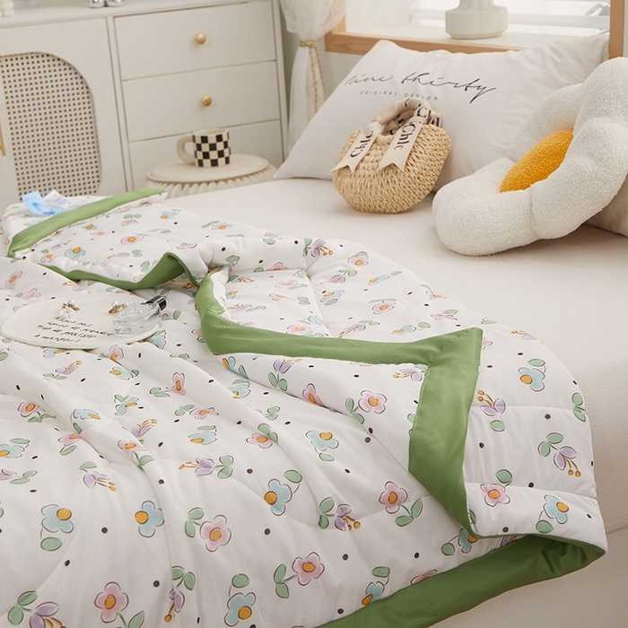 91家纺网 家纺一手货源 找家纺 一米阳光 2023新款凉感丝包边款夏被 莱晓绿