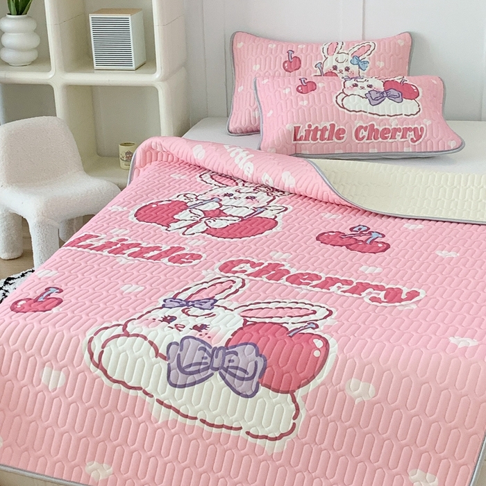 91家纺网 家纺一手货源 找家纺 昔可家纺2023新款大版卡通乳胶凉席第二批 飞天樱桃兔