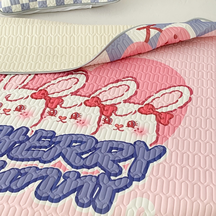 91家纺网 家纺一手货源 找家纺 昔可家纺2023新款大版卡通乳胶凉席第二批 复古樱桃兔