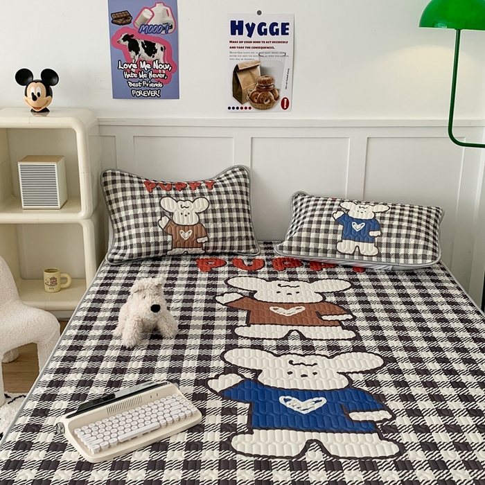 91家纺网 家纺一手货源 找家纺 昔可家纺2023新款大版卡通乳胶凉席第二批 格子底卡通