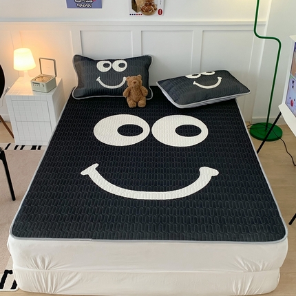 昔可家纺2023新款大版卡通乳胶凉席第二批 黑色笑脸