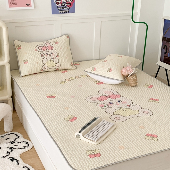 91家纺网 家纺一手货源 找家纺 昔可家纺2023新款大版卡通乳胶凉席第二批 化妆兔兔