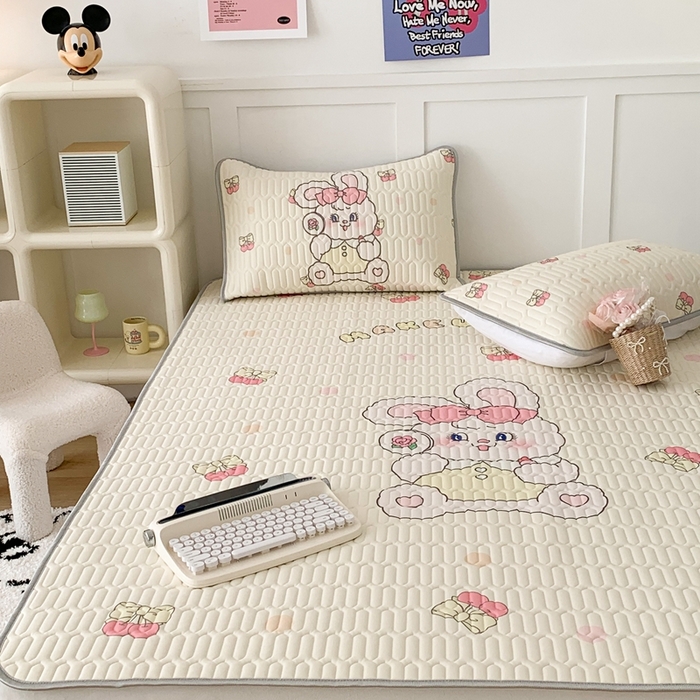 91家纺网 家纺一手货源 找家纺 昔可家纺2023新款大版卡通乳胶凉席第二批 化妆兔兔