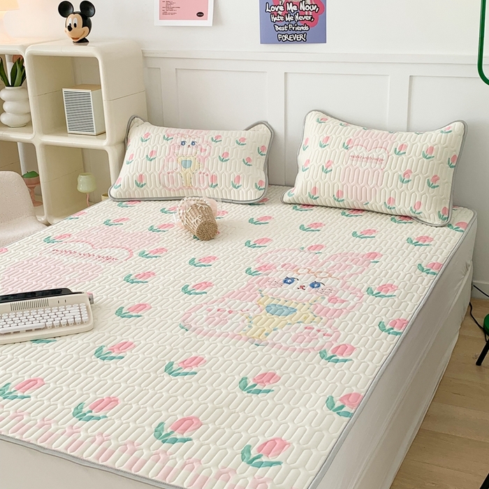 91家纺网 家纺一手货源 找家纺 昔可家纺2023新款大版卡通乳胶凉席第二批 可爱兔兔郁金