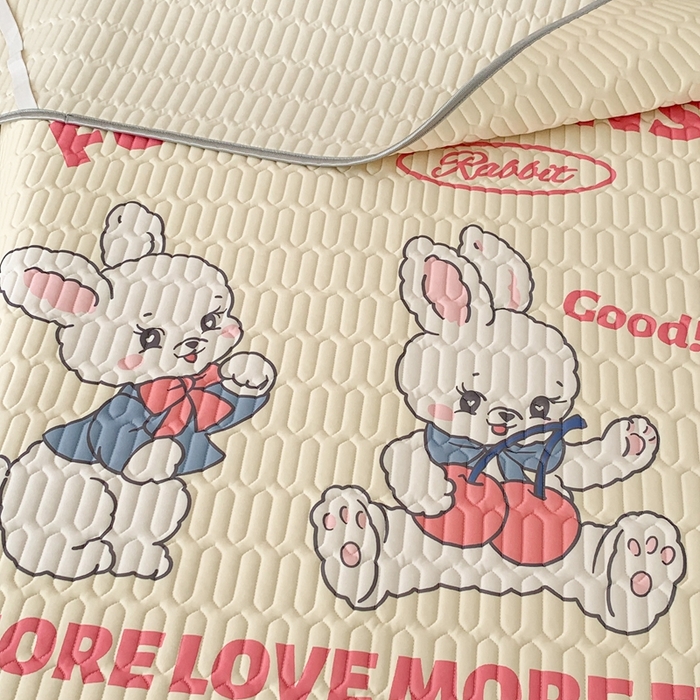 91家纺网 家纺一手货源 找家纺 昔可家纺2023新款大版卡通乳胶凉席第二批 三只小兔