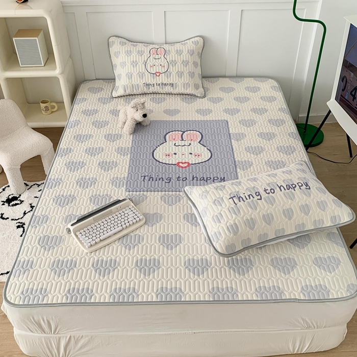 91家纺网 家纺一手货源 找家纺 昔可家纺2023新款大版卡通乳胶凉席第二批 紫爱心兔