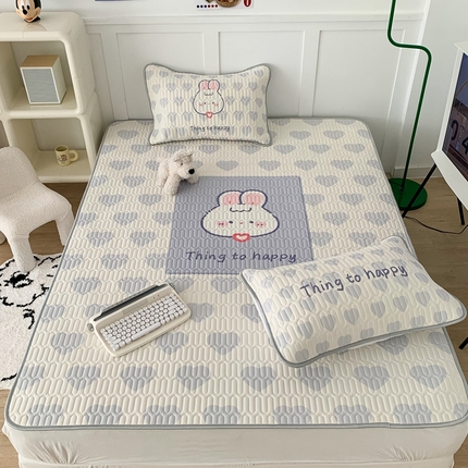 91家纺网 家纺一手货源 找家纺 昔可家纺2023新款大版卡通乳胶凉席第二批 紫爱心兔