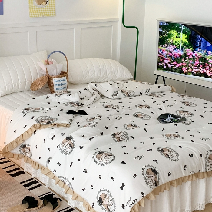 91家纺网 家纺一手货源 找家纺 昔可家纺2023新款花边款云柔针织大豆夏被 黑花女孩