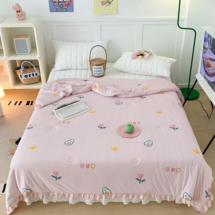 91家纺网 家纺一手货源 找家纺 昔可家纺2023新款花边款云柔针织大豆夏被 脚印猫猫