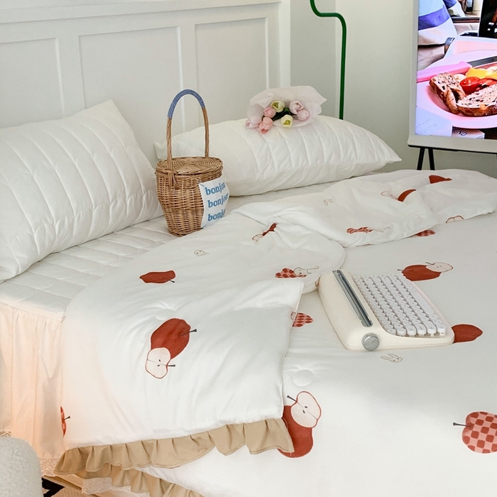 91家纺网 家纺一手货源 找家纺 昔可家纺2023新款花边款云柔针织大豆夏被 苹果小兔