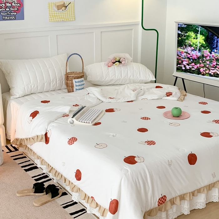 91家纺网 家纺一手货源 找家纺 昔可家纺2023新款花边款云柔针织大豆夏被 苹果小兔