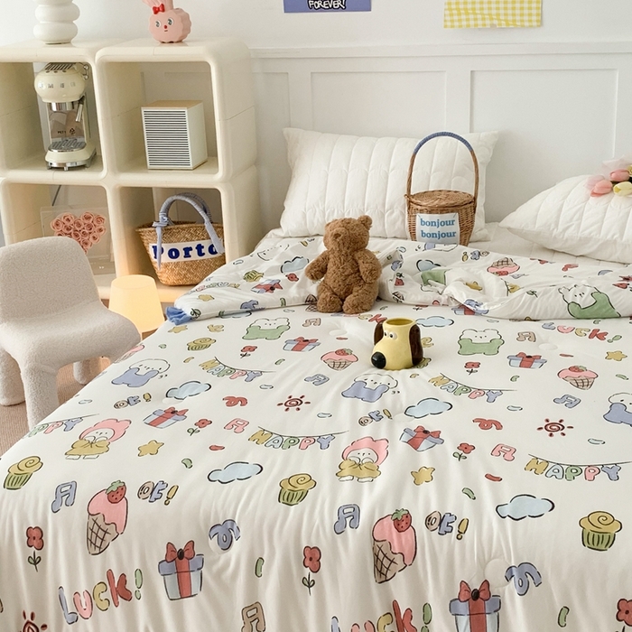 91家纺网 家纺一手货源 找家纺 昔可家纺2023新款花边款云柔针织大豆夏被 夏日萌趣