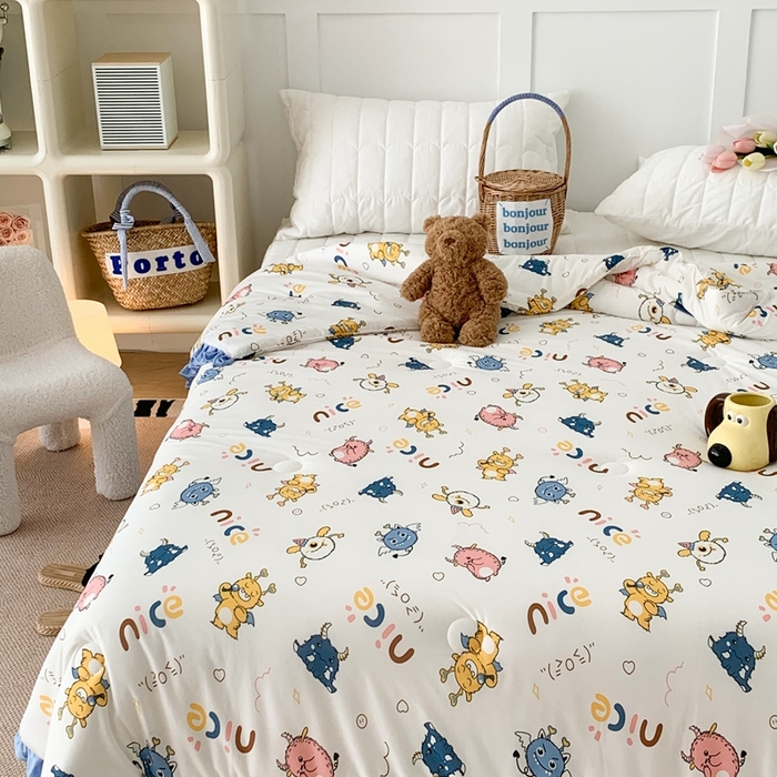 91家纺网 家纺一手货源 找家纺 昔可家纺2023新款花边款云柔针织大豆夏被 小怪兽