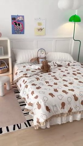 91家纺网 家纺一手货源 找家纺 昔可家纺2023新款花边款云柔针织大豆夏被 咖色小兔头