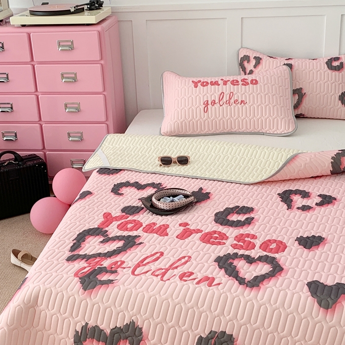 91家纺网 家纺一手货源 找家纺 （总）昔可家纺2023新款甜酷黑粉系列乳胶凉席