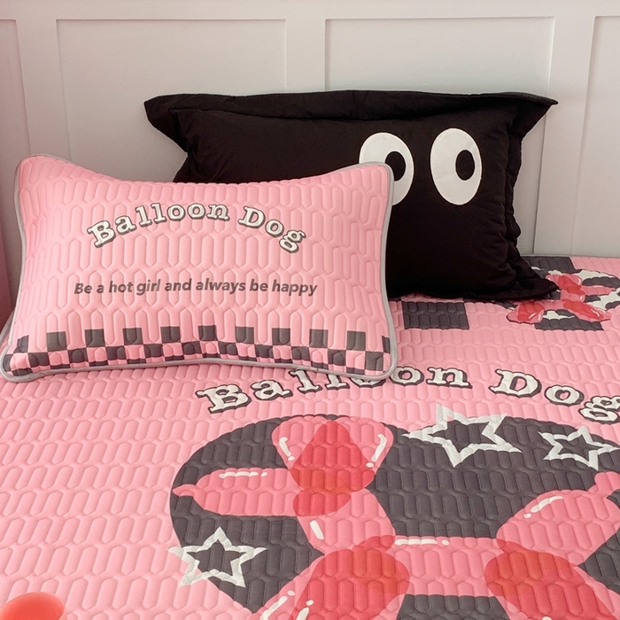 91家纺网 家纺一手货源 找家纺 昔可家纺2023新款甜酷黑粉系列乳胶凉席 气球狗狗