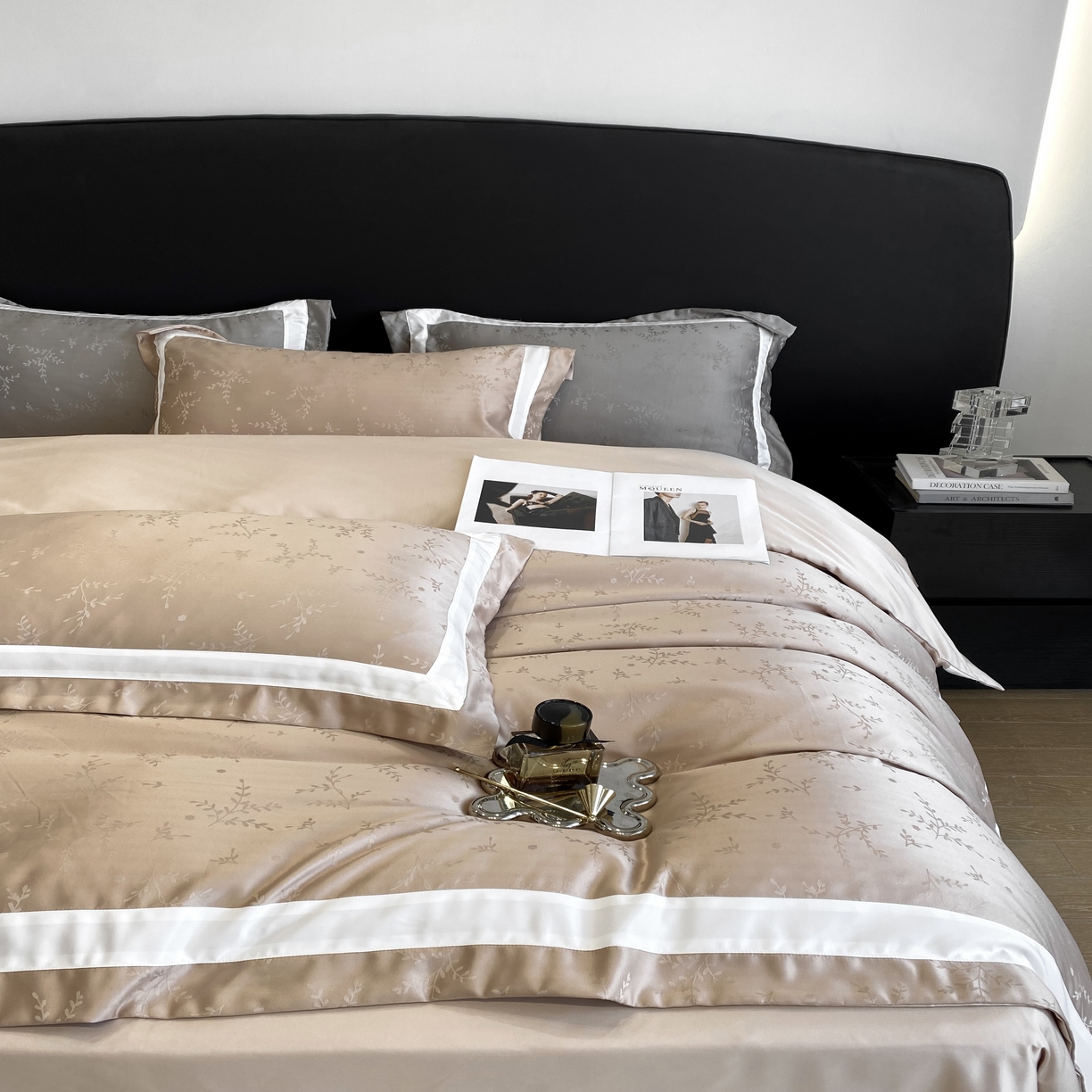 91家纺网 家纺一手货源 找家纺 优悦 宽边提花冰丝四件套 叶语香-米色