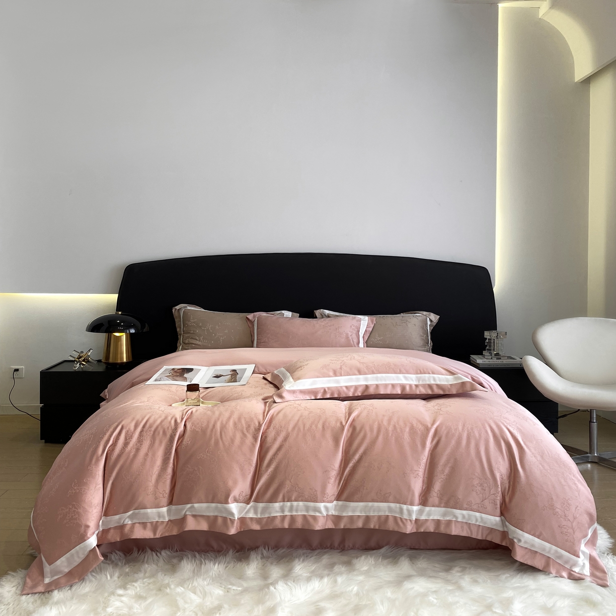 91家纺网 家纺一手货源 找家纺 优悦 宽边提花冰丝四件套 夏日兰语-粉