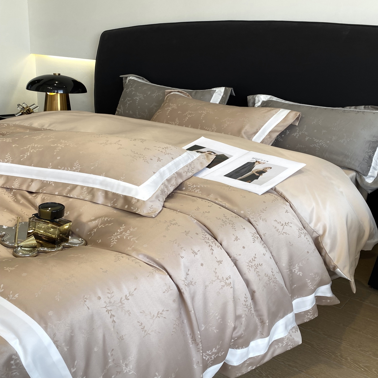 91家纺网 家纺一手货源 找家纺 优悦 宽边提花冰丝四件套 叶语香-米色