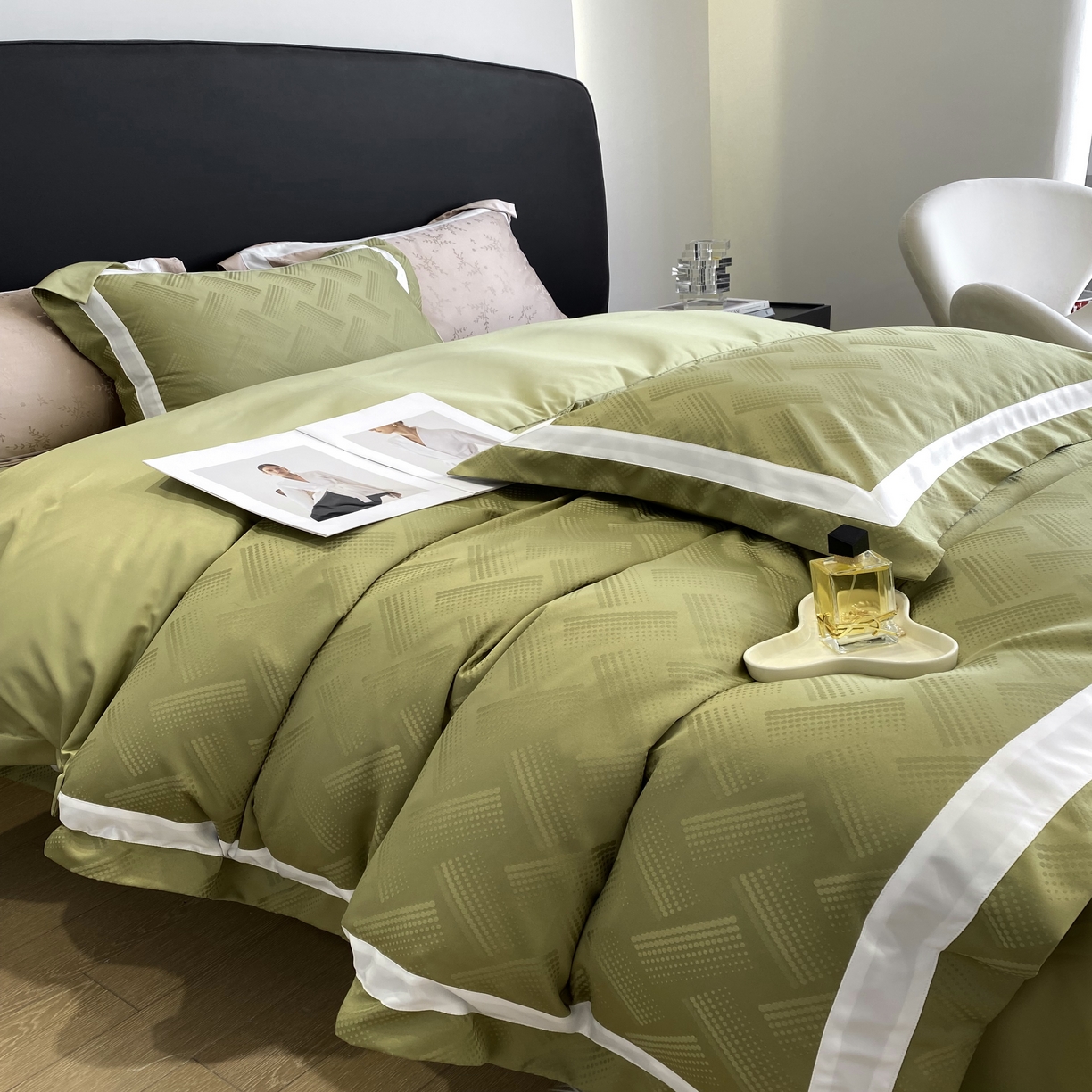 91家纺网 家纺一手货源 找家纺 优悦 宽边提花冰丝四件套 领格绅士-绿