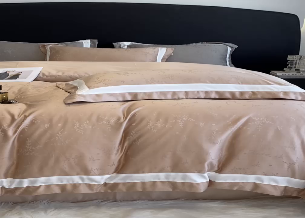 91家纺网 家纺一手货源 找家纺 优悦 宽边提花冰丝四件套 叶语香-米色