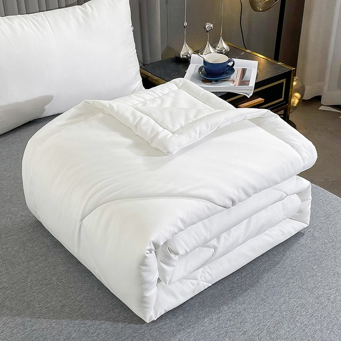 91家纺网 家纺一手货源 找家纺 可机洗柞蚕丝桑蚕丝宽边夏凉被空调被夏季薄被薄款春秋被单人 轻奢白