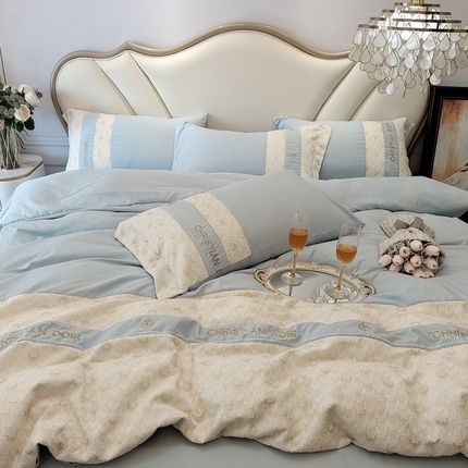 91家纺网 家纺一手货源 找家纺 （总）艺玲2023新款小香风轻奢风千鸟格云锦棉刺绣四件套