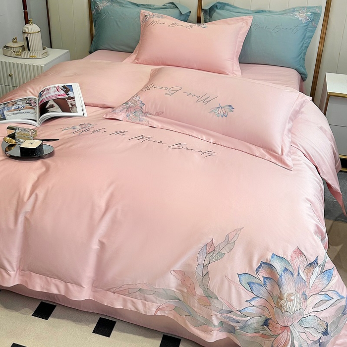 91家纺网 家纺一手货源 找家纺 宅家居 2024轻奢小香风纯棉长绒棉四件套奥菲亚系列 冰肌粉